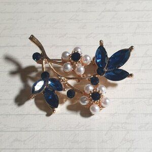Gold Tone Floral Brooch Blue Crystal Faux Pearl Accents Costume Gift Grandma Mom